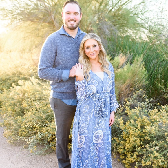 Meet your Posher, Sarah! 💁🏼💕 - Picture 2 of 8